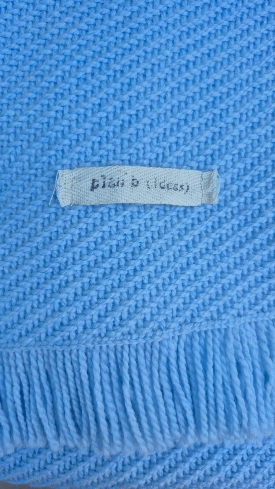 pañoleta para bebé tejida en telar color celeste. diseño diagonal sarga 2/2